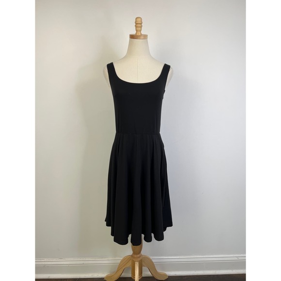 Elegant Black Mini Dress by Quince - Picture 6 of 11
